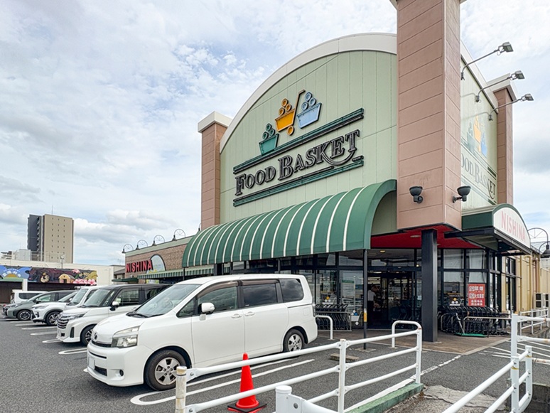ニシナフードバスケット中仙道店